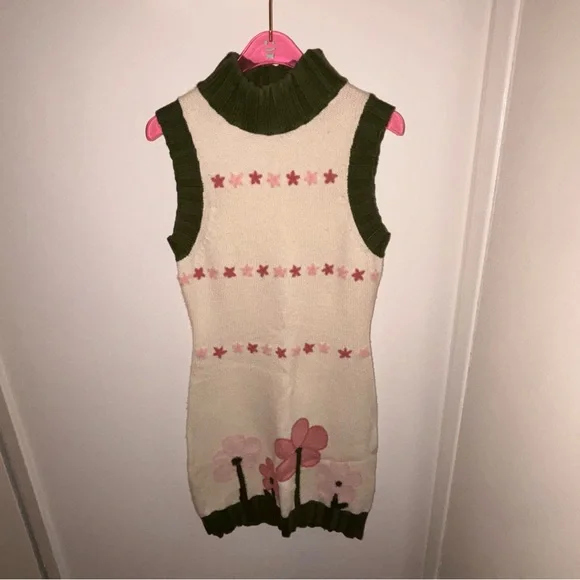 Danielle Guizio Green and White Floral Dress - Picture 3 of 7